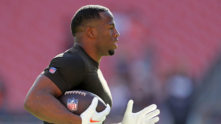 Cleveland Browns running back Nick Chubb warms up before an NFL football game against the Cincinnati Bengals at Huntington Bank Field, Sunday, Oct. 20, 2024, in Cleveland, Ohio. Cleveland Browns running back Nick Chubb warms up before an NFL football game against the Cincinnati Bengals at Huntington Bank Field, Sunday, Oct. 20, 2024, in Cleveland, Ohio.