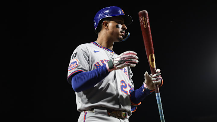 Sep 11, 2025; Philadelphia, Pennsylvania, USA; New York Mets third base Mark Vientos (27) prepares to bat against the Philadelphia Phillies at Citizens Bank Park. Mandatory Credit: Bill Streicher-Imagn Images Sep 11, 2025; Philadelphia, Pennsylvania, USA; New York Mets third base Mark Vientos (27) prepares to bat against the Philadelphia Phillies at Citizens Bank Park. Mandatory Credit: Bill Streicher-Imagn Images