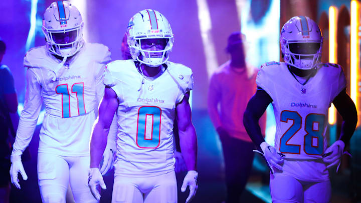 New York Giants v Miami Dolphins