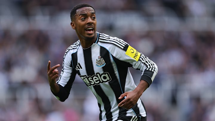 Newcastle United v Wolverhampton Wanderers - Premier League