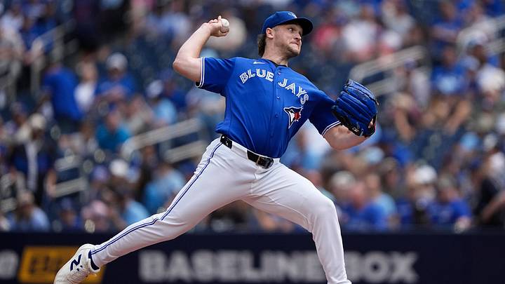 Blue Jays starting pitcher Trey Yesavage (39) pitches to the Chicago White Sox Blue Jays starting pitcher Trey Yesavage (39) pitches to the Chicago White Sox