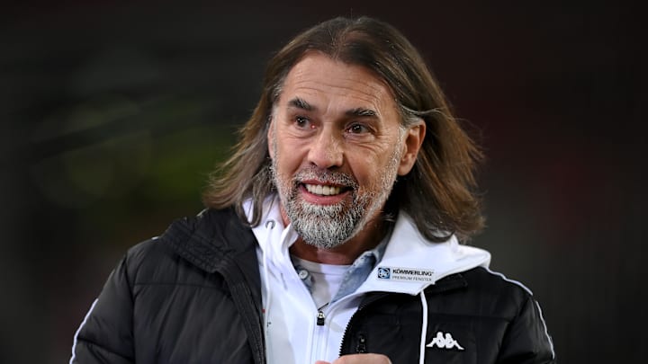 Mainz-Sportdirektor Martin Schmidt hält den Kader des Tabellenneunten für stark genug.