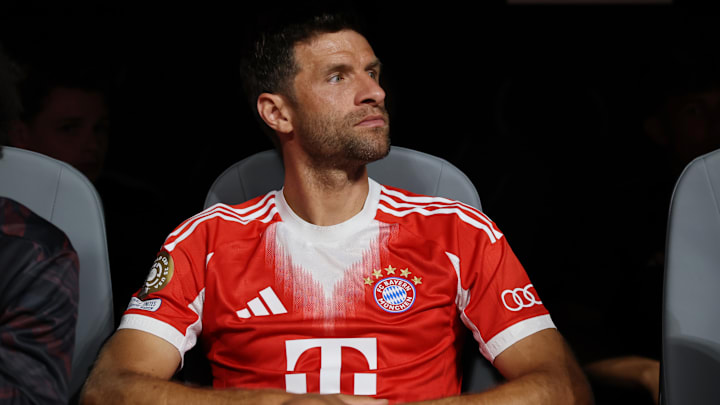 Thomas Müller auf der Bank bei der Klub-WM