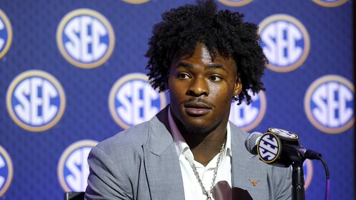 Jul 23, 2026; Tampa, FL, USA; Texas Longhorns defensive end Colin Simmons (1) speaks to the press during SEC Football Kickoff Media Day at the Tampa Marriott. Mandatory Credit: Nathan Ray Seebeck-Imagn Images
