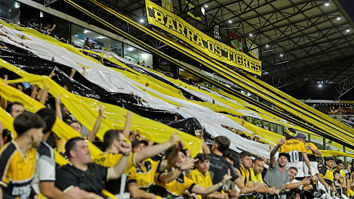 Criciúma é o líder da Série B 2025