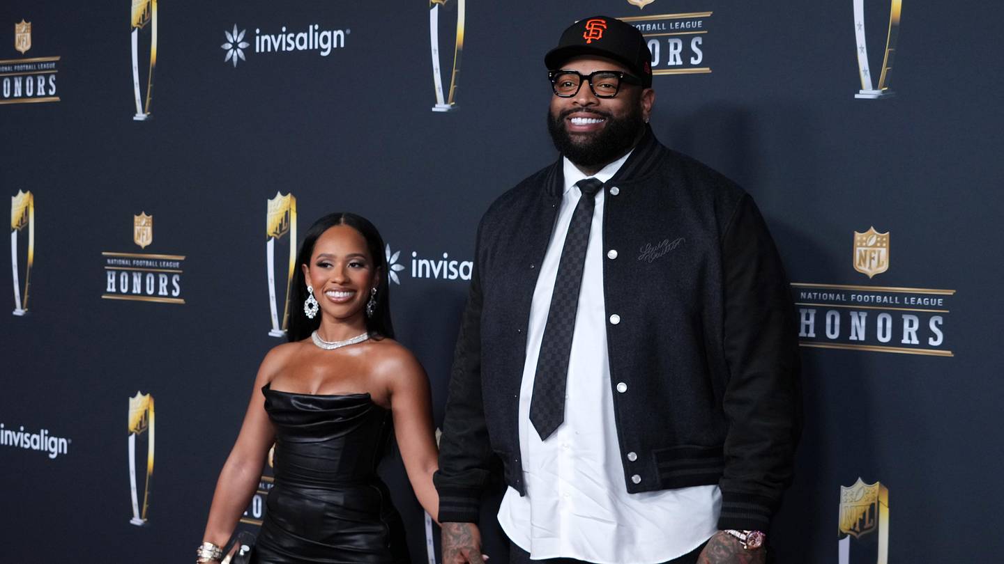 49ers LT Trent Williams Drops Huge Retirement Hint