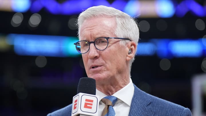 Jan 17, 2024; Los Angeles, California, USA; ESPN play-by-play announcer Mike Breen during the game between the Los Angeles Lakers and the Dallas Mavericks at Crypto.com Arena. Mandatory Credit: Kirby Lee-USA TODAY Sports Jan 17, 2024; Los Angeles, California, USA; ESPN play-by-play announcer Mike Breen during the game between the Los Angeles Lakers and the Dallas Mavericks at Crypto.com Arena. Mandatory Credit: Kirby Lee-USA TODAY Sports