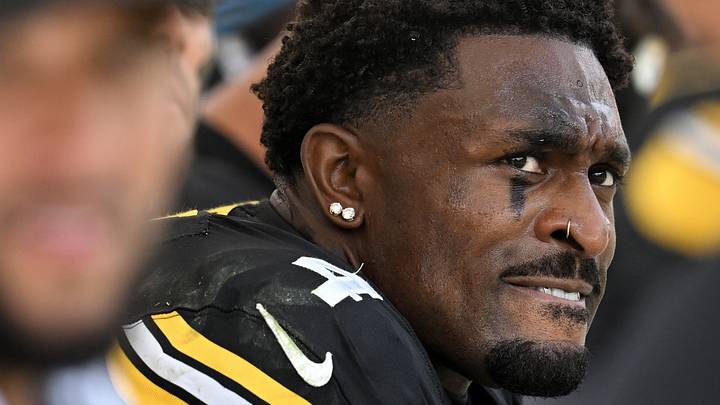 Pittsburgh Steelers wide receiver DK Metcalf sits on the bench