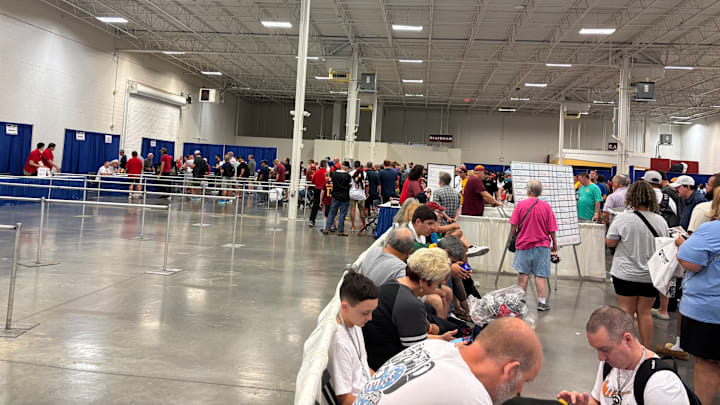 Chantilly Card Show Autograph Pavilion 
