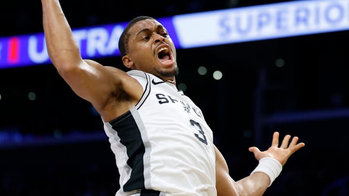 San Antonio Spurs v Los Angeles Lakers San Antonio Spurs v Los Angeles Lakers