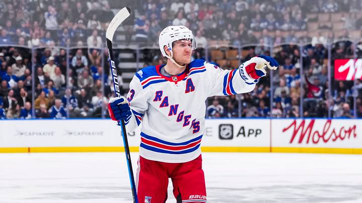 New York Rangers v Toronto Maple Leafs New York Rangers v Toronto Maple Leafs