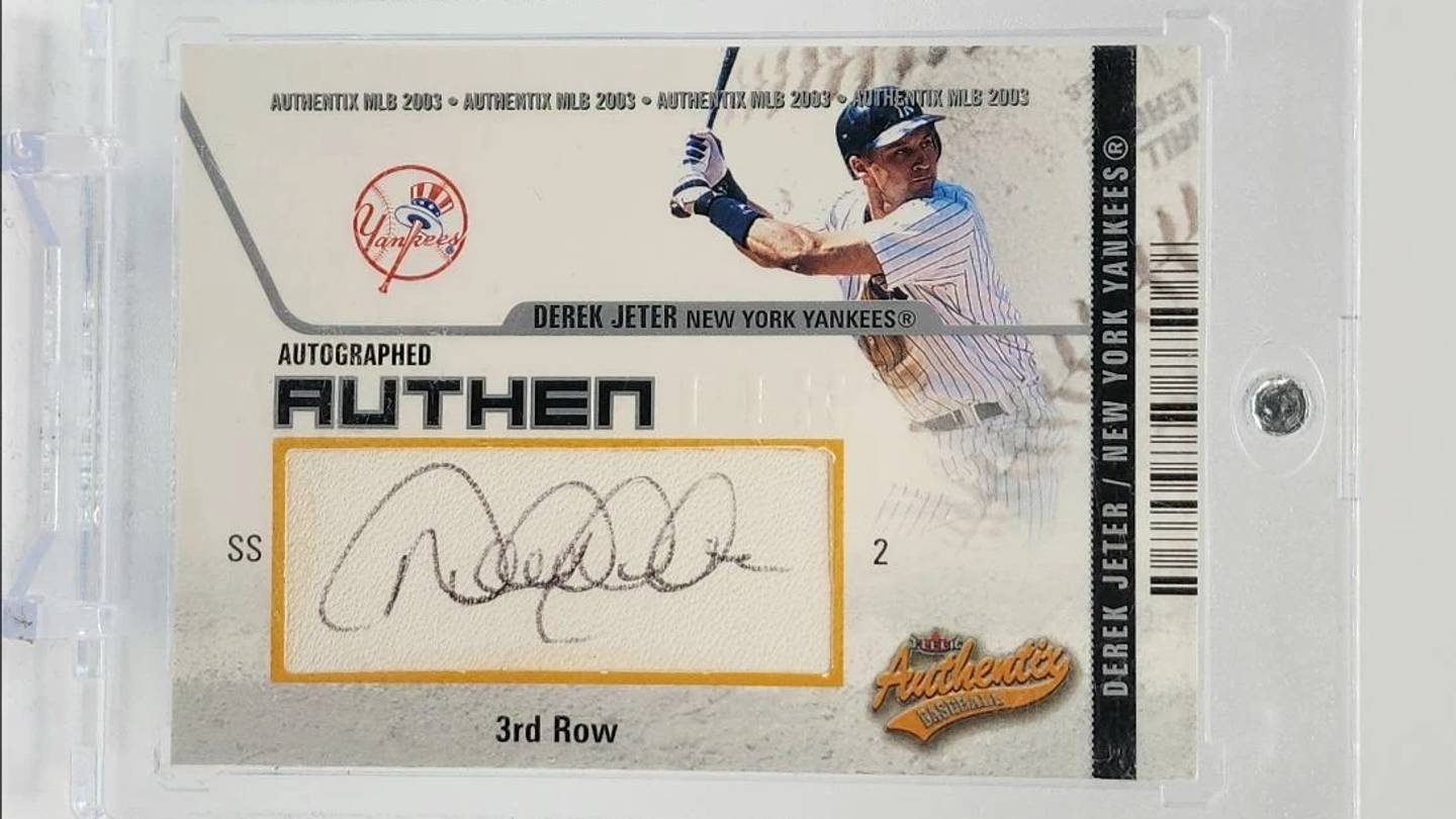 Rare Sports Cards Set for December Auctions: Bids Start Low!