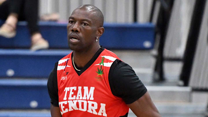 Former Dallas Cowboys star Terrell Ownes was recently involved in a scary altercation after a pickup basketball game. 
