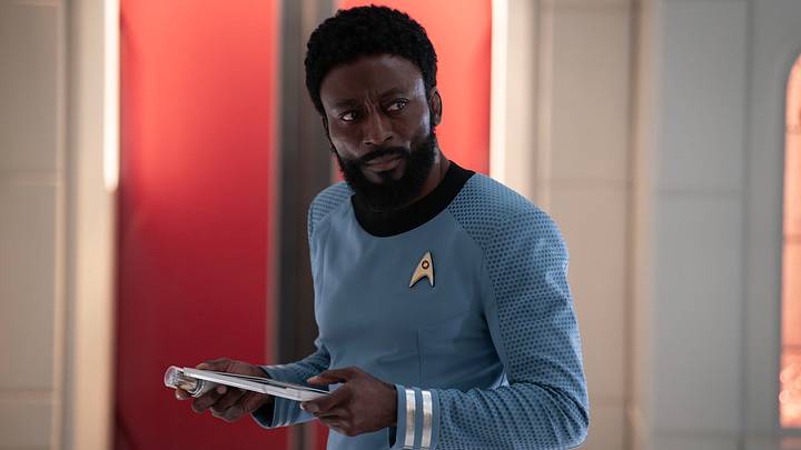 Babs Olusanmokun as Dr. M’Benga in season 3 , Episode 5 of Strange New Worlds streaming on Paramount+. Photo Credit: Marni Grossman/Paramount+