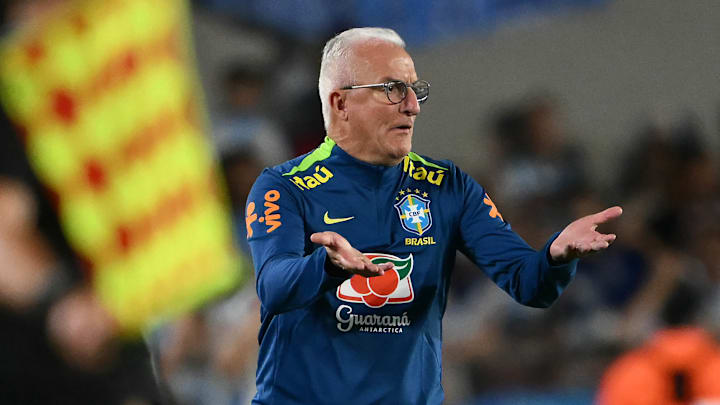 Técnico não conseguiu dar padrão de jogo à Seleção