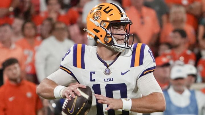 Louisiana State University quarterback Garrett Nussmeier (18) during the fourth quarter at Memorial Stadium in Clemson, S.C. Saturday, August 30, 2025.