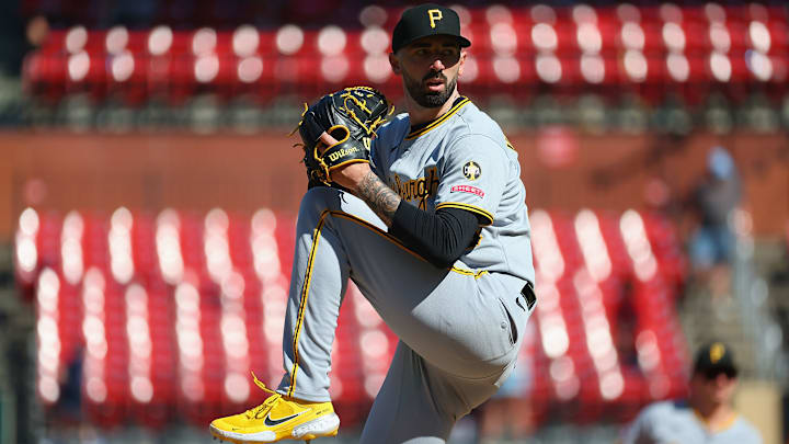 Pittsburgh Pirates v St. Louis Cardinals Pittsburgh Pirates v St. Louis Cardinals