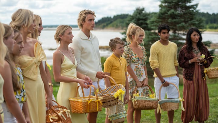 Candice King, Caitlin FitzGerald, Mamie Gummer, Joseph Zada, Esther McGregor, and Shubham Maheshwari in We Were Liars