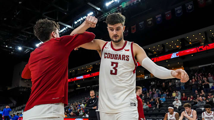 Washington State Cougars forward Ethan Price (3) is announced with the starting lineup before their game in the Acrisure Series in Palm Desert, Calif., Wednesday, Nov. 27, 2024.
