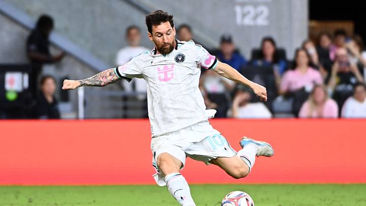 Lionel Messi se volvería a enfrentar a la Máquina Celeste Lionel Messi se volvería a enfrentar a la Máquina Celeste