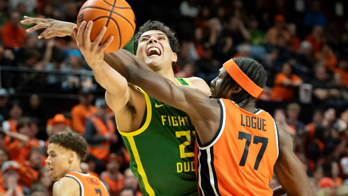 Oregon Ducks and Oregon State Beavers Continue to Keep Rivalry Alive