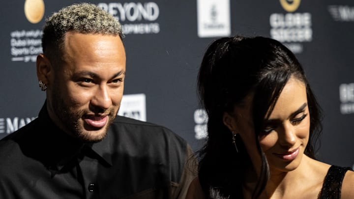 Neymar foi um dos premiados durante evento em Dubai