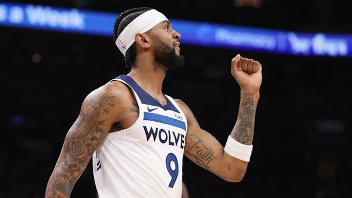 Minnesota Timberwolves v Phoenix Suns - Game Four