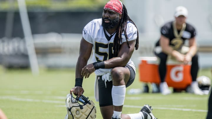 New Orleans Saints linebacker Demario Davis (56) 