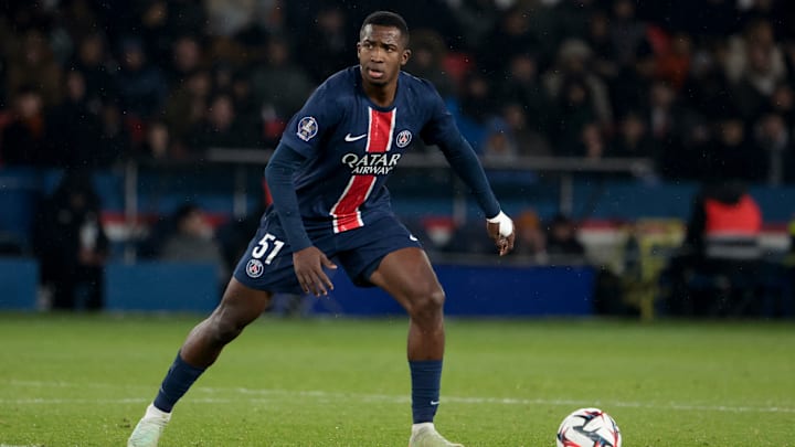 Willian Pacho avec le PSG