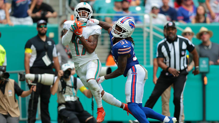 Miami Dolphins wide receiver Jaylen Waddle (17) makes a touchdown catch against Buffalo Bills cornerback Maxwell Hairston (31) during the first half at Hard Rock Stadium.