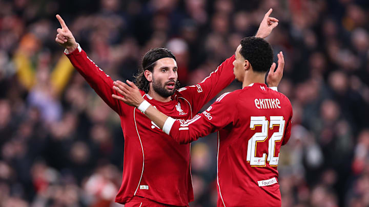 Liverpool vive temporada abaixo das expectativas