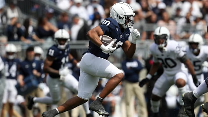 Penn State football running back Nicholas Singleton