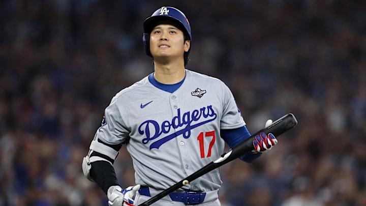World Series - Los Angeles Dodgers v Toronto Blue Jays - Game One World Series - Los Angeles Dodgers v Toronto Blue Jays - Game One