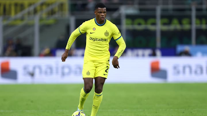 Denzel Dumfries könnte zum FC Chelsea wechseln Denzel Dumfries könnte zum FC Chelsea wechseln