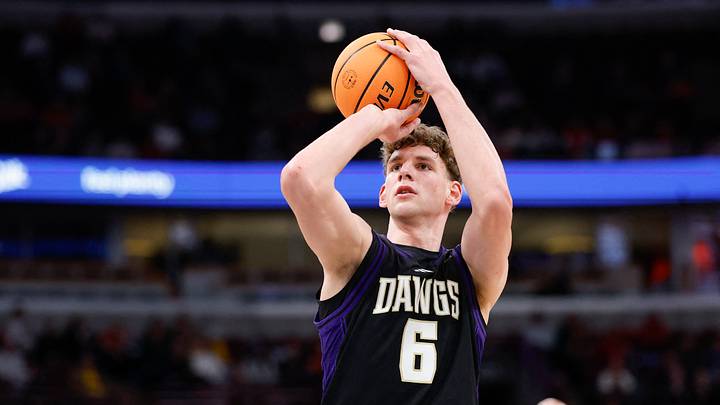 Mar 12, 2026; Chicago, IL, USA; Washington Huskies forward Hannes Steinbach (6) shoots a free throw against the Wisconsin Badgers during the first half at United Center. Mandatory Credit: Kamil Krzaczynski-Imagn Images Mar 12, 2026; Chicago, IL, USA; Washington Huskies forward Hannes Steinbach (6) shoots a free throw against the Wisconsin Badgers during the first half at United Center. Mandatory Credit: Kamil Krzaczynski-Imagn Images
