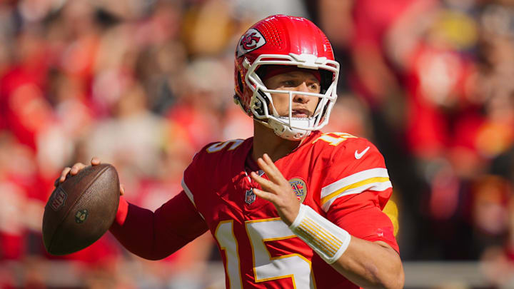 Oct 19, 2025; Kansas City, Missouri, USA; Kansas City Chiefs quarterback Patrick Mahomes (15) throws a pass during the first half against the Las Vegas Raiders at GEHA Field at Arrowhead Stadium. Mandatory Credit: Jay Biggerstaff-Imagn Images Oct 19, 2025; Kansas City, Missouri, USA; Kansas City Chiefs quarterback Patrick Mahomes (15) throws a pass during the first half against the Las Vegas Raiders at GEHA Field at Arrowhead Stadium. Mandatory Credit: Jay Biggerstaff-Imagn Images