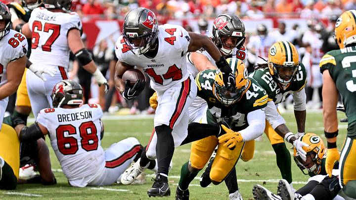 Learn about how former Syracuse football players performed during Week 4 of the 2026 NFL season.