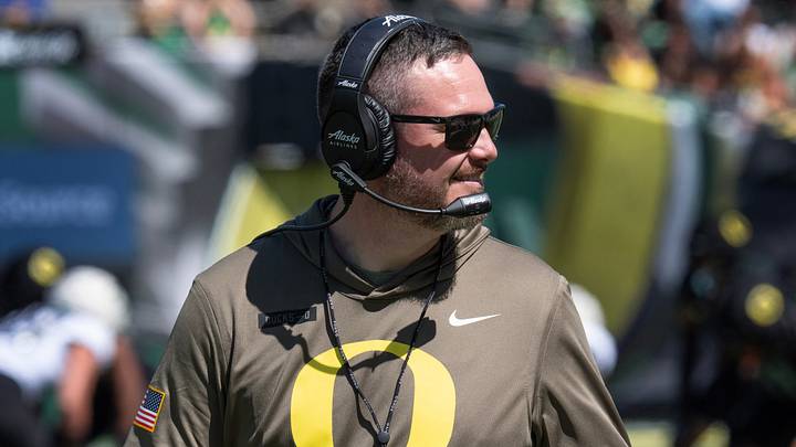 Oregon coach Dan Lanning oversees the Oregon Spring Game at Autzen Stadium in Eugene April 25, 2026