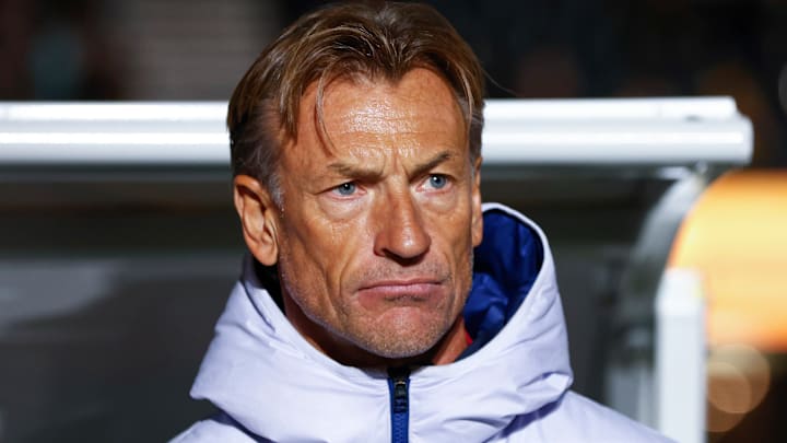 Hervé Renard a déjà pris ses marques à la tête des Bleues. Hervé Renard a déjà pris ses marques à la tête des Bleues.