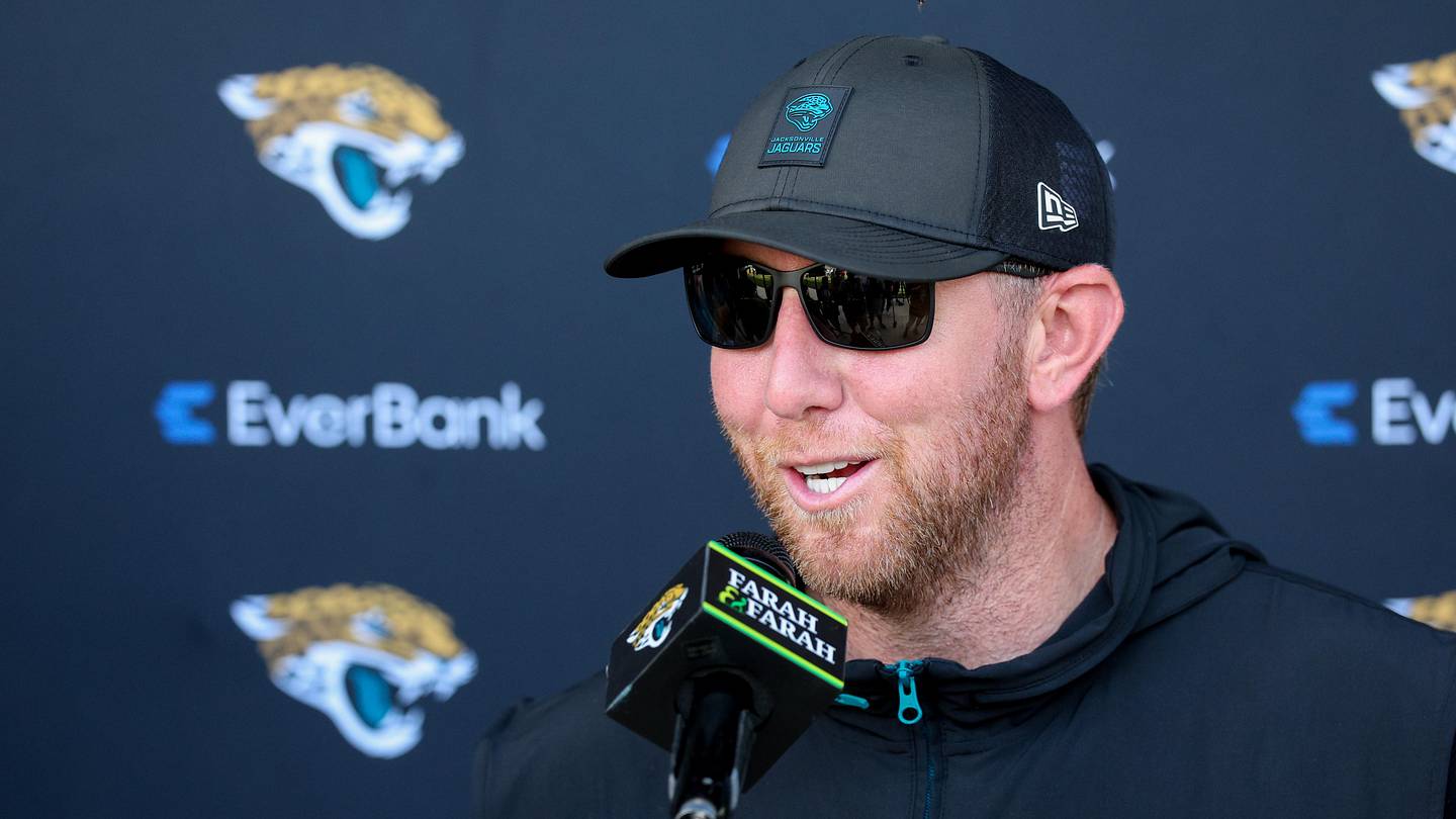 Jaguars Hire New Coach, GM for AFC South Comeback