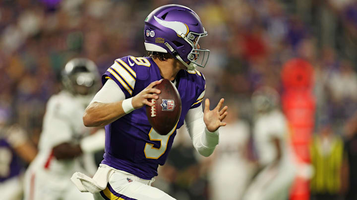 Sep 14, 2025; Minneapolis, Minnesota, USA; Minnesota Vikings quarterback J.J. McCarthy (9) looks to make a pass during the first half against the Atlanta Falcons at U.S. Bank Stadium. Sep 14, 2025; Minneapolis, Minnesota, USA; Minnesota Vikings quarterback J.J. McCarthy (9) looks to make a pass during the first half against the Atlanta Falcons at U.S. Bank Stadium.