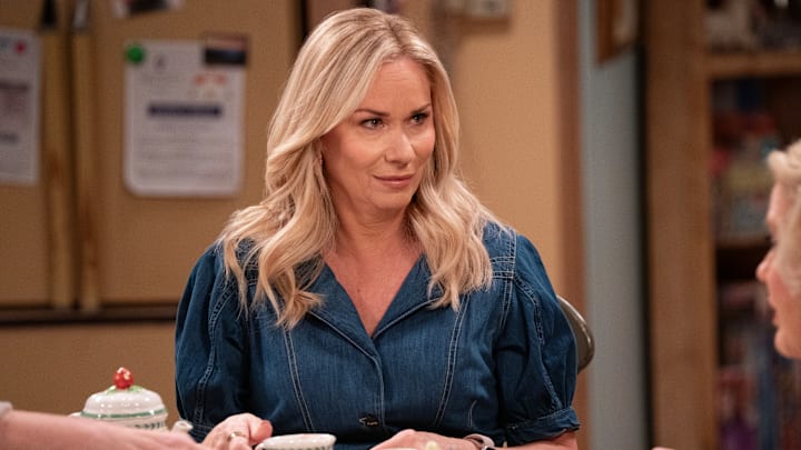 Leanne. Leanne Morgan in Episode #105 of Leanne