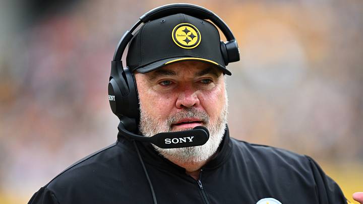 Pittsburgh Steelers head coach Mike McCarthy Pittsburgh Steelers head coach Mike McCarthy