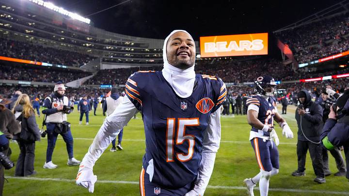 Jan 10, 2026; Chicago, IL, USA; Chicago Bears wide receiver Rome Odunze (15) leaves the field following a game against the Green Bay Packers in an NFC Wild Card Round game at Soldier Field. Mandatory Credit: David Banks-Imagn Images Jan 10, 2026; Chicago, IL, USA; Chicago Bears wide receiver Rome Odunze (15) leaves the field following a game against the Green Bay Packers in an NFC Wild Card Round game at Soldier Field. Mandatory Credit: David Banks-Imagn Images