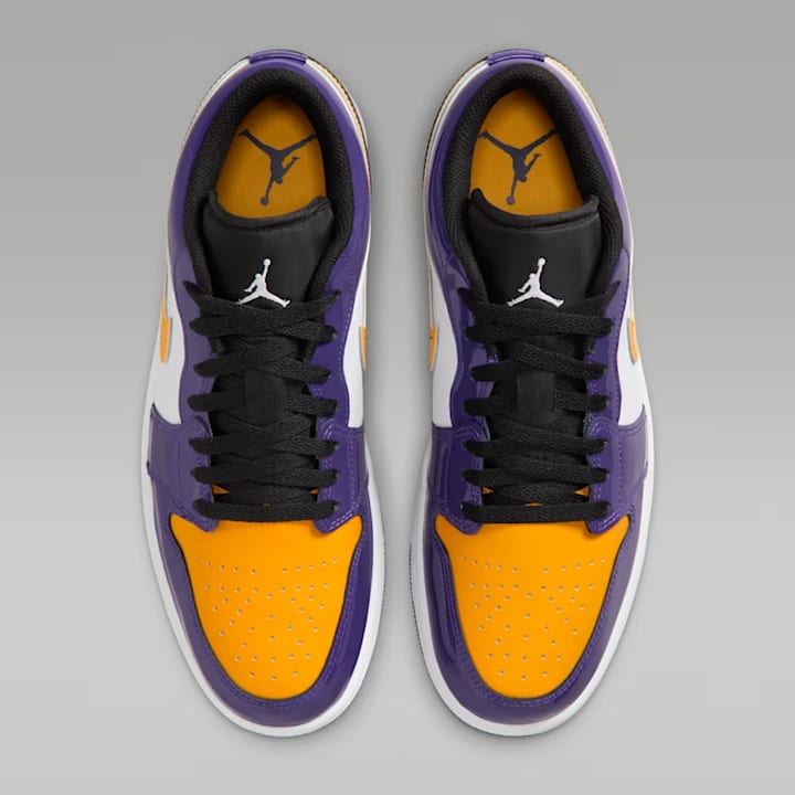 aj 1 low lakers