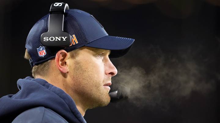 Dec 7, 2025; Green Bay, Wisconsin, USA; Chicago Bears head coach Ben Johnson looks on during the second quarter against the Green Bay Packers at Lambeau Field. Mandatory Credit: Jeff Hanisch-Imagn Images Dec 7, 2025; Green Bay, Wisconsin, USA; Chicago Bears head coach Ben Johnson looks on during the second quarter against the Green Bay Packers at Lambeau Field. Mandatory Credit: Jeff Hanisch-Imagn Images
