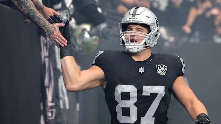 Los Angeles Chargers v Las Vegas Raiders
