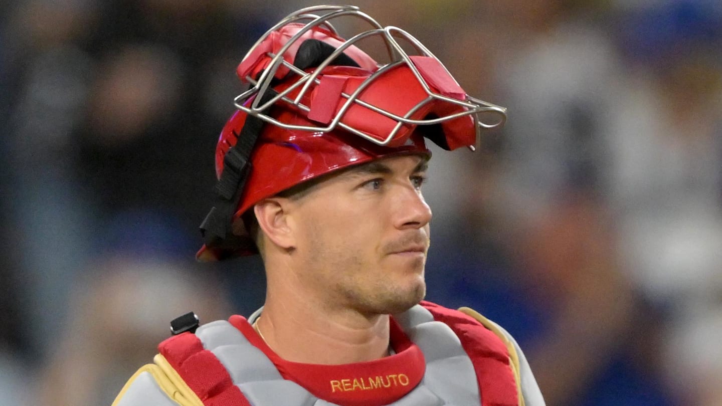 Phillies Fans Can Breath Sigh of Relief With J.T. Realmuto Injury Update