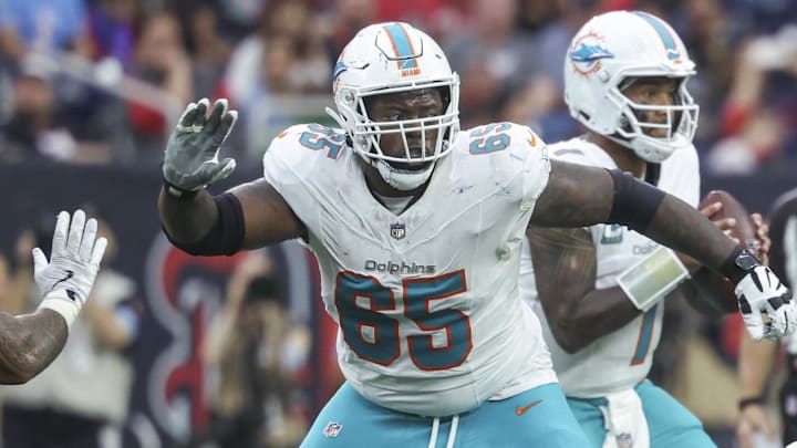 Dallas Cowboys guard Robert Jones
