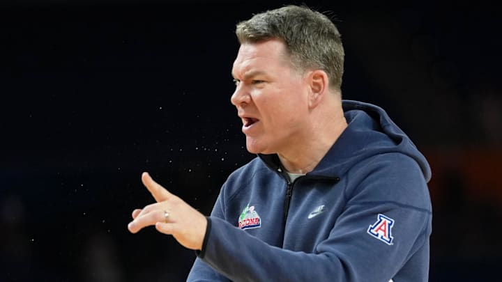 Arizona Wildcats head coach Tommy Lloyd